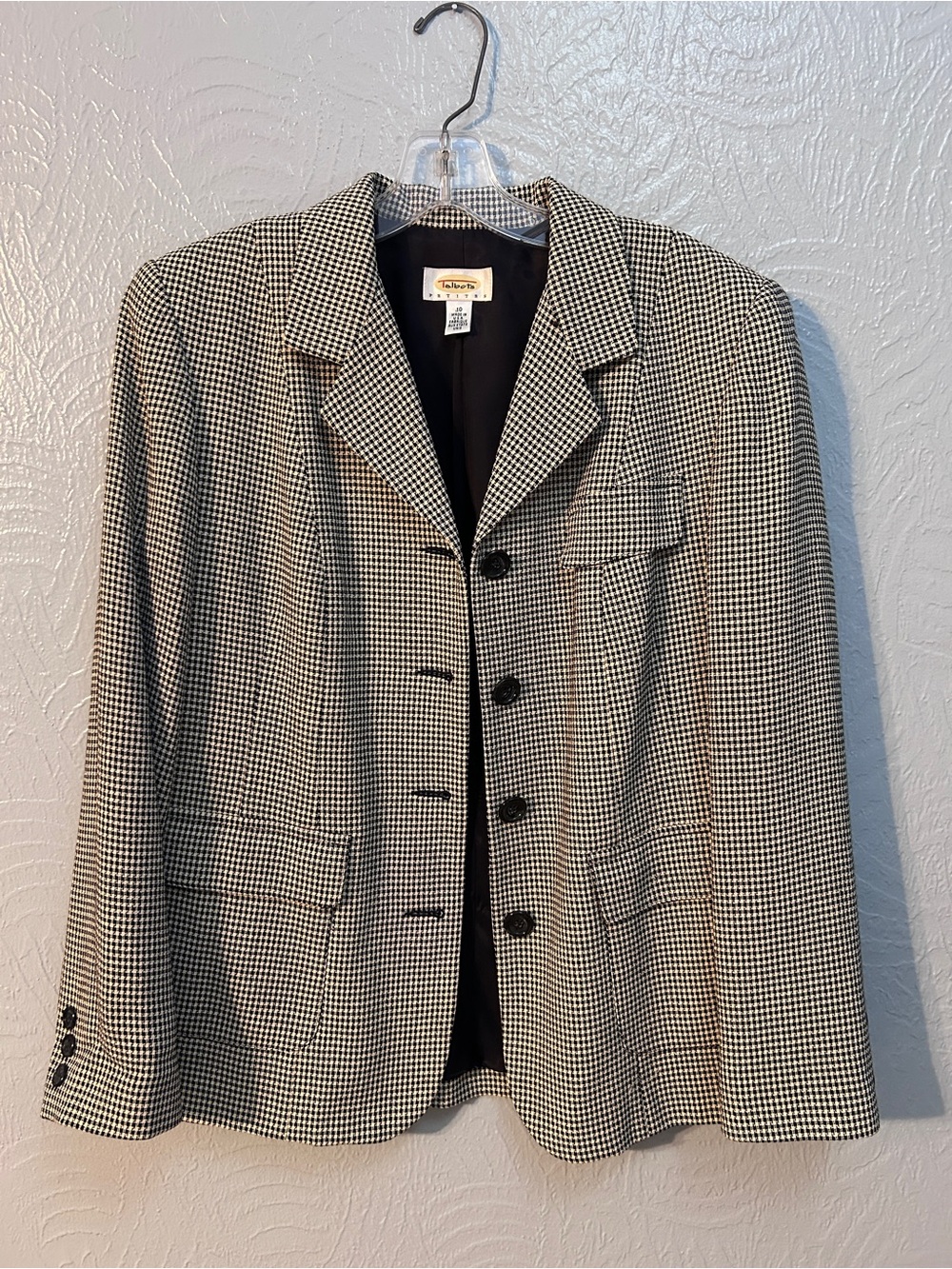 Talbots Petites Black and White Houndstooth Blazer